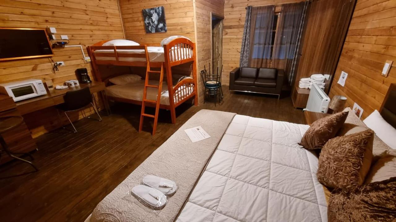 Hotel Cabanas Y Mirador Secret Garden Cr 카르타고 외부 사진