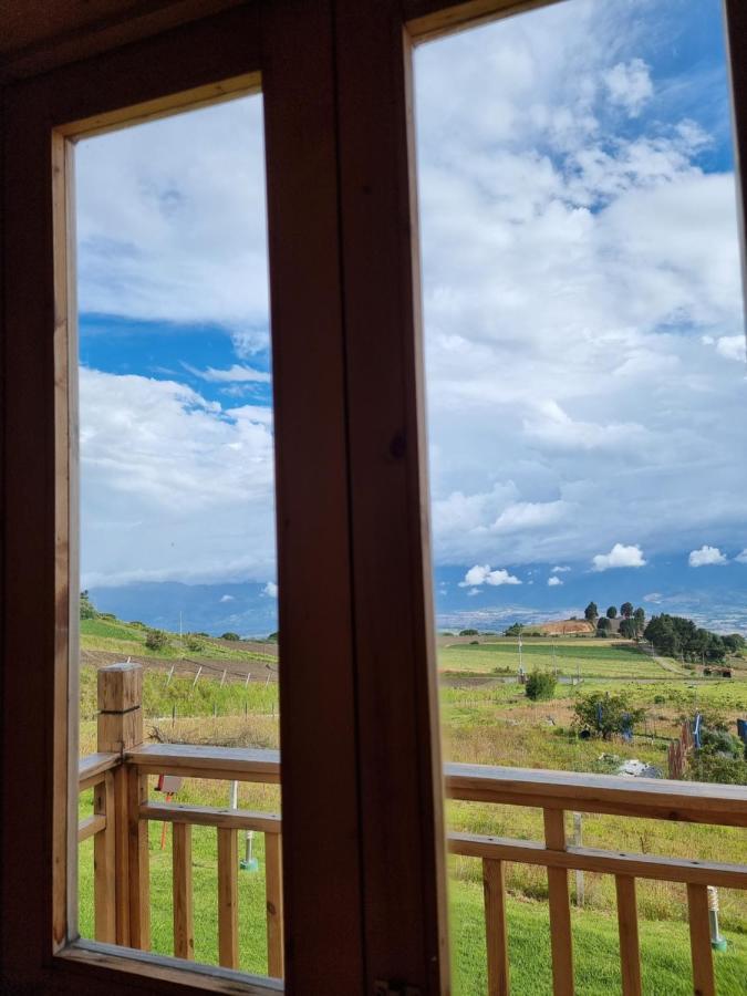 Hotel Cabanas Y Mirador Secret Garden Cr 카르타고 외부 사진
