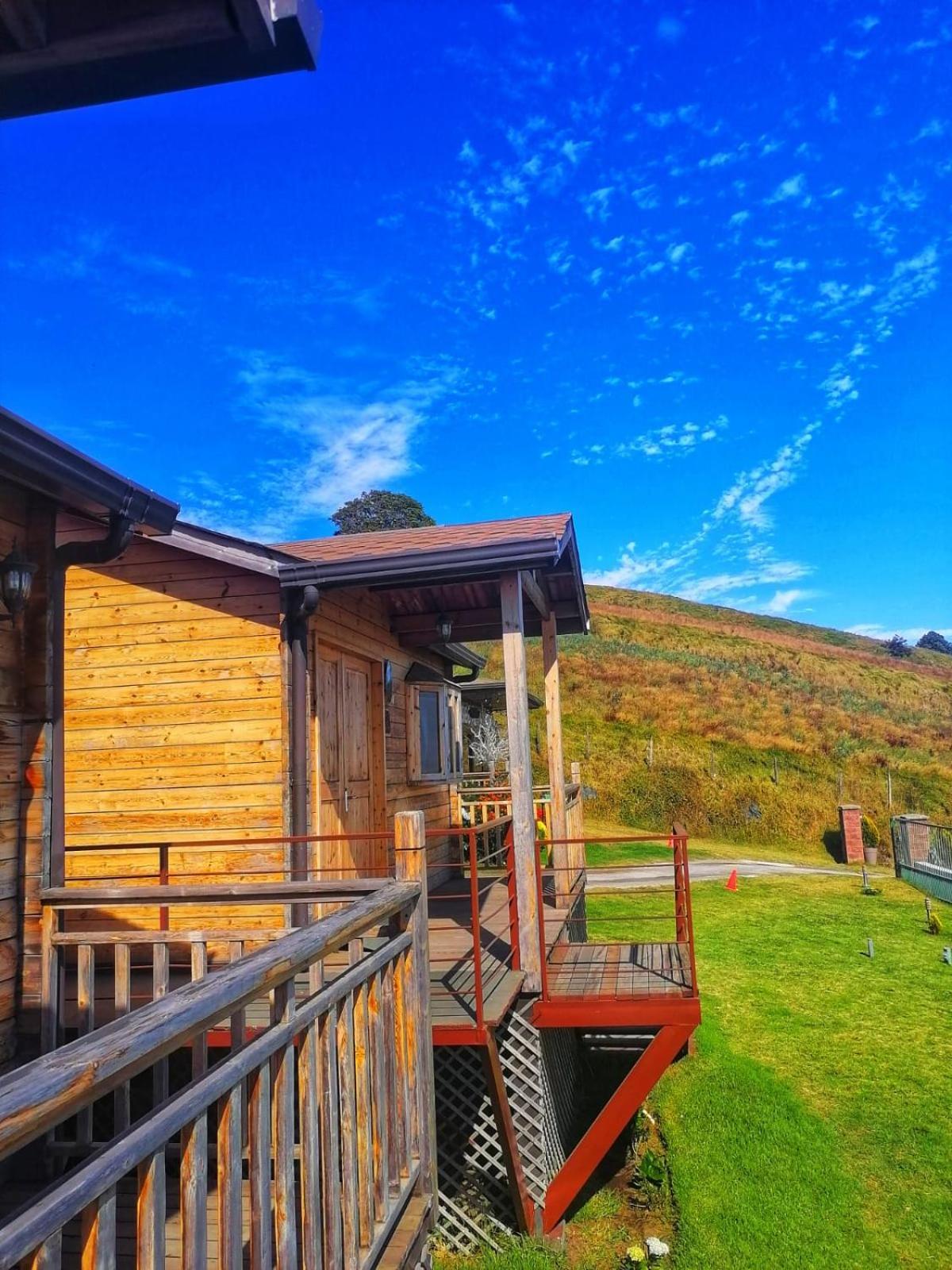 Hotel Cabanas Y Mirador Secret Garden Cr 카르타고 외부 사진